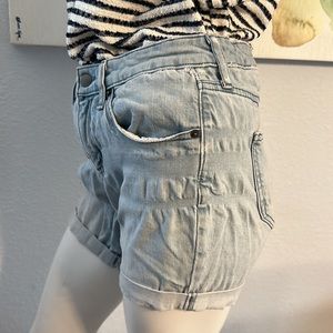 Universal Thread Mid Rise Boyfriend Shorts Women's